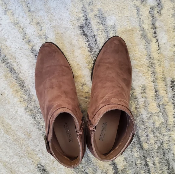 Just Fab Voss Booties - Picture 2 of 8